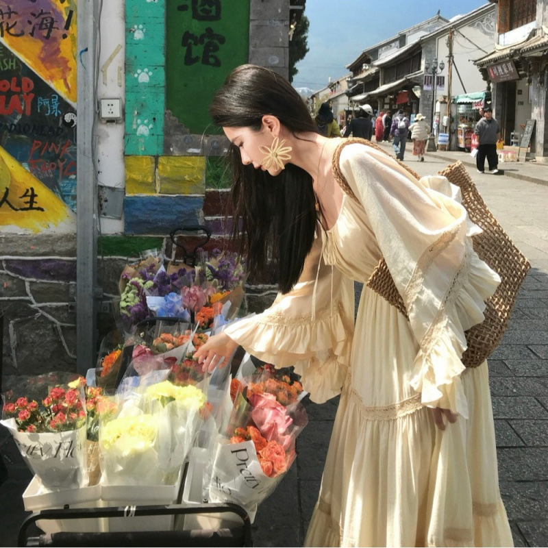 Vintage Fashion Women Dresses - New Elegant Square Neck Trumpet Sleeve