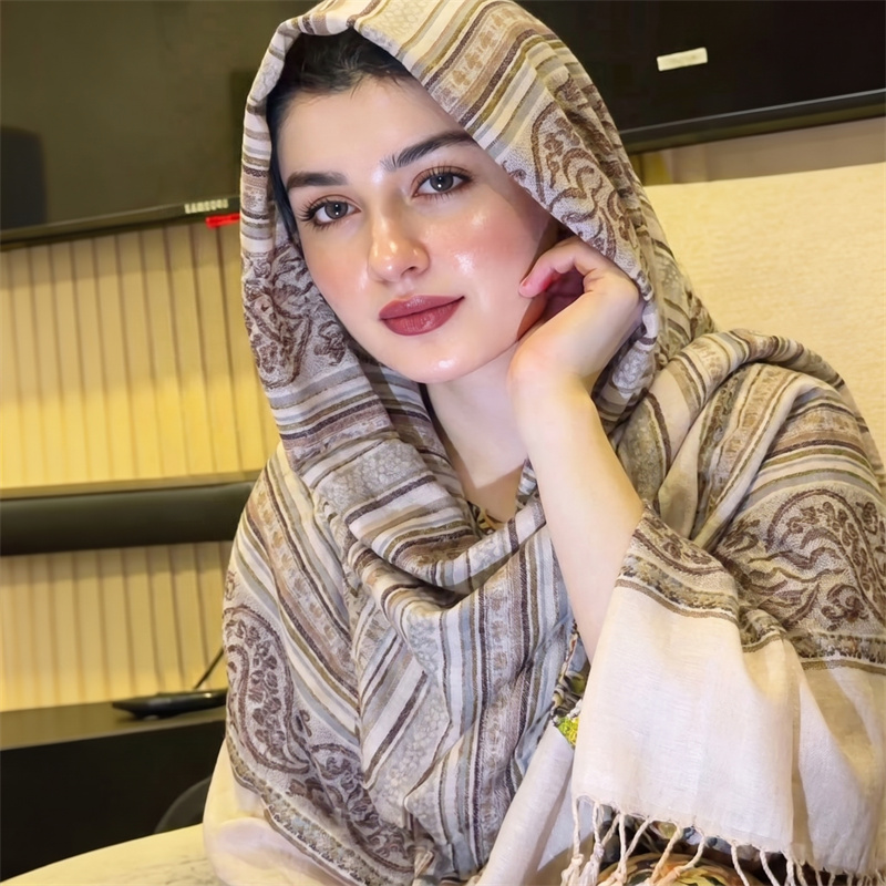Vintage Paisley Print Hijab Fa - Vintage Women Fashion ulasan dan harga